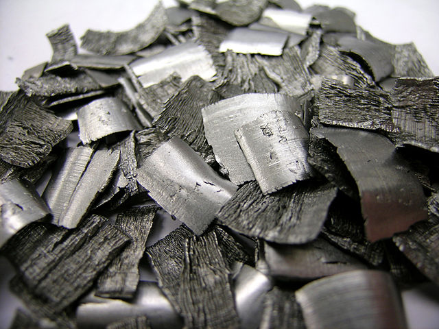 File:Hafnium bits.jpg