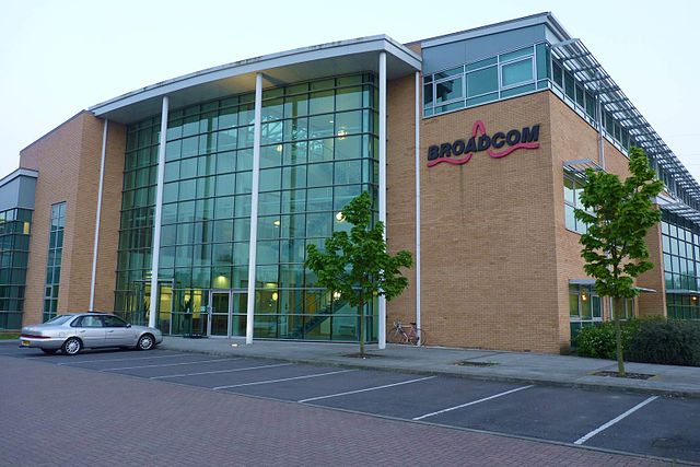 File:Cambridge Science Park Broadcom.jpg