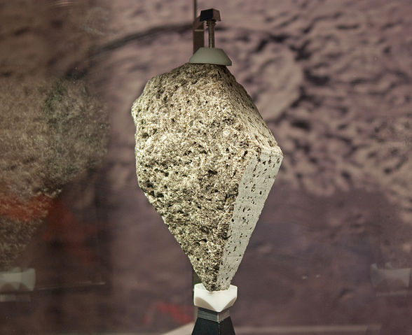 File:Lunar Olivine Basalt 15555 from Apollo 15 in National Museum of Natural History.jpg