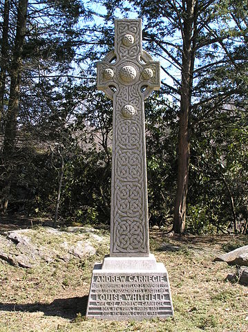 File:Andrew Carnegie Gravesite.JPG