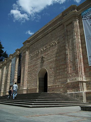 File:Fachada museo nacional.JPG