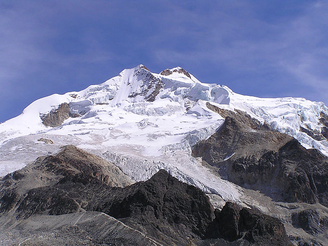 File:Huayna Potosí La Paz - Bolivia.jpg