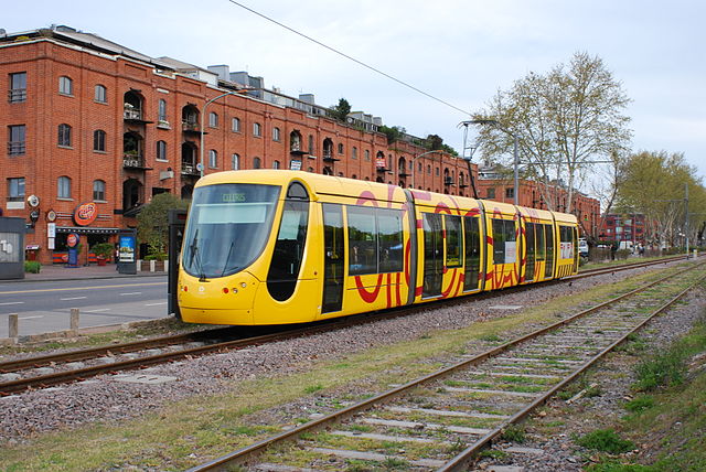 File:Tranvía del Este (Buenos Aires, septiembre 2008).jpg