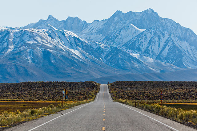 File:Sherwin Range, Benton Crossing.jpg
