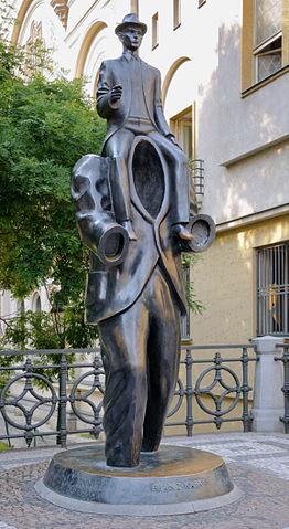 File:Kafka statue Prague.jpg