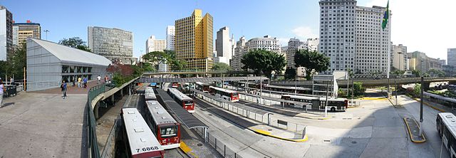 File:Praça da Bandeira em São Paulo.jpg