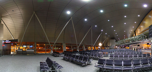 File:1 - Aéroport de Miami - Août 2008.jpg