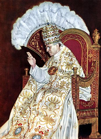 File:Papst Pius XII., Krönung 1939JS.jpg