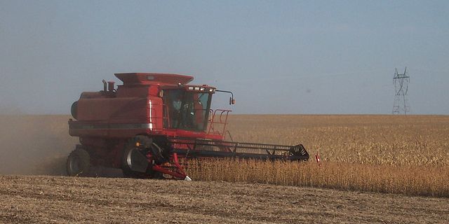File:CaseCombineHarvester.jpg